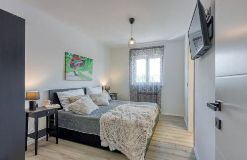 Modern apartment Ana with Jacuzzi and Pool - Foto 23