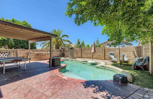 Modern Spacious 3 BR Home Pool and Game - Foto 24