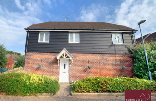 Jennetts Park, Bracknell - 2 Bedroom Maisonette With Parking - Foto 11