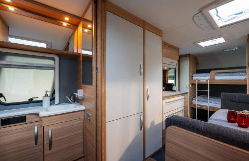 Gemütliche Unterkunft mit Top-Ausstatung und Vorzelt im Heide Resort Brüggen - Foto 5