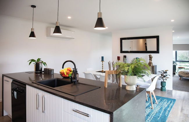 The Mackinnon - Photo 8