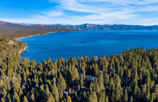 Lundy Bearden Serene Tahoe Retreat With Deck Fireplace and Forest Views - Foto 43