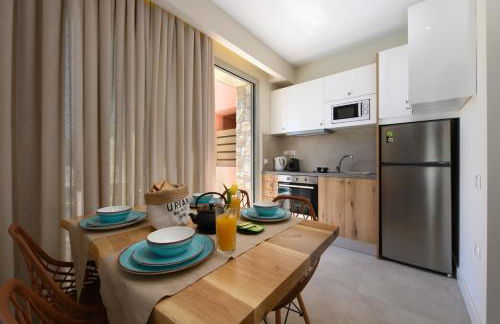 Tessera Villas & Studios Collection - Photo 77