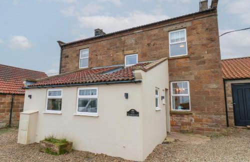 The Farmhouse - Photo 60