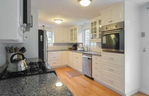 Dogs welcome huge yard right next to Rail Trail - Foto 6