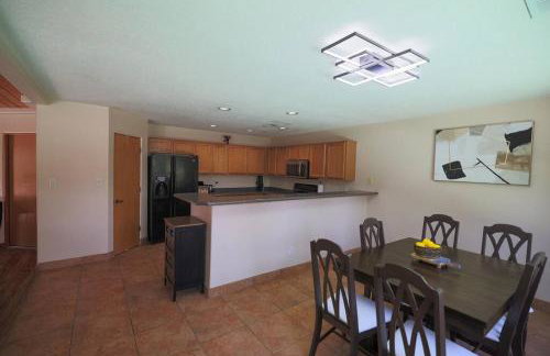 Home near Balloon Fiesta Park! - Photo 13