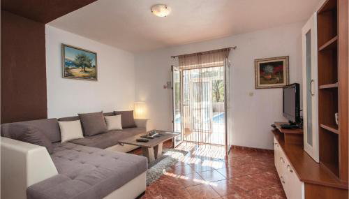 Nice Home In Prugovo With Jacuzzi - Foto 3