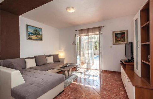 Nice Home In Prugovo With Jacuzzi - Foto 3