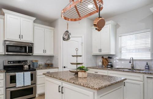 Luxury Lakefront Getaway - Foto 9