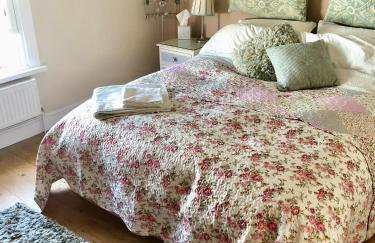 Pretty in Pink - delightful, cosy chichester house - Foto 17