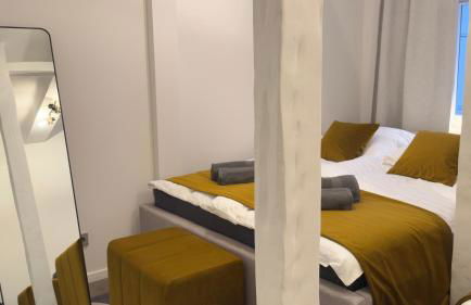 ARYVE Design-Boutique Apartment am Markt von Waltershausen im Thüringer Wald - Design-Interieur, Netflix, WLAN - Foto 13