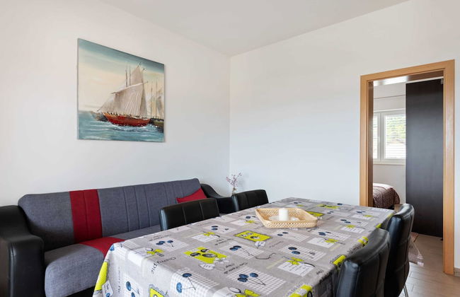 Simplistic Apartment in Neviđane near Sea Beach - Foto 15