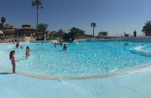 Dans un cadre d'exception, Vue mer panoramique à Agay Côte d'Azur, Village Vacances Cap Esterel, 2 chambres, avec jardin, golf, climatisation, Wifi, 5 piscines - Foto 8