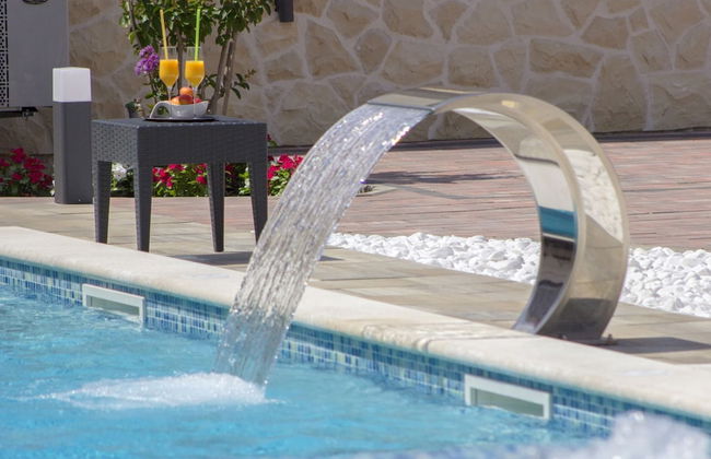 Exquisite Villa with Private Hot Tub in Grebaštica - Foto 21