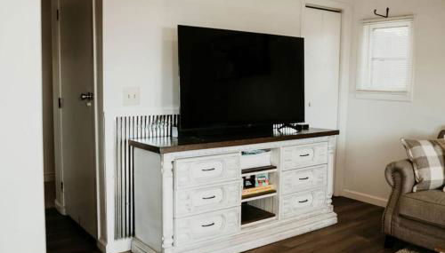 Centrally located - Perch Lake Bungalow - Hot-tub! - Foto 2