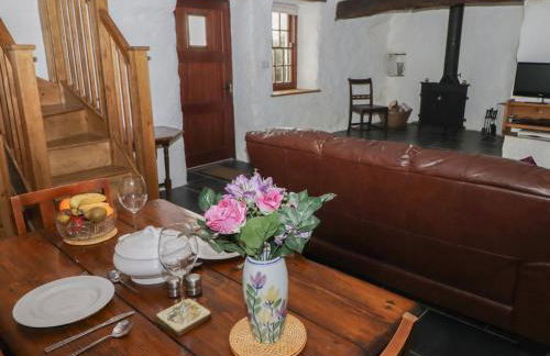 Panteurig Cottage - Photo 6