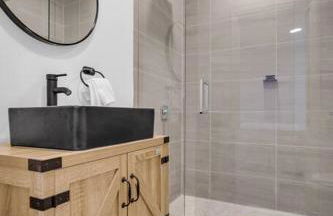 Spacious Retreat with Green Areas 8 ppl - Foto 35