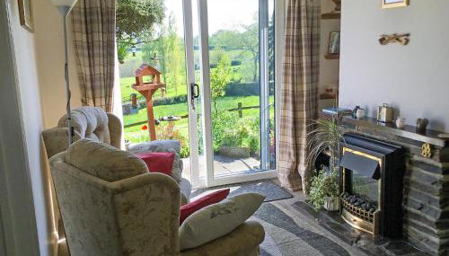 Rose Cottage - Photo 3