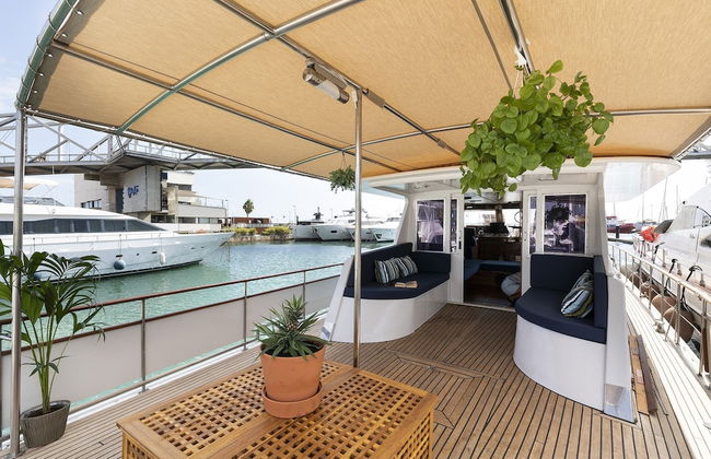 Luxury Boat in Port Forum - Photo 21