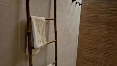 Illetes Flats - Suite cerca de Feria de Muestras y Metro - Foto 4, Shower