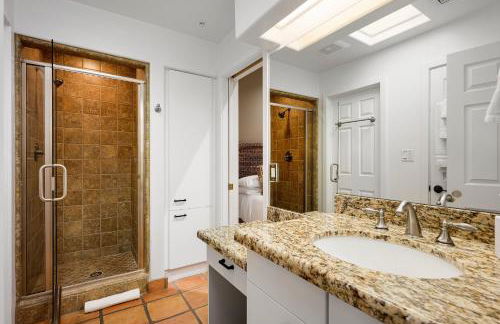 Exclusive Boulders Retreat near Downtown Cave Creek hiking scenic views. - Foto 19