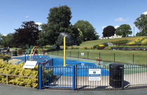 Avonvale Holiday Lodges, your home from home on the edge of THE COTSWOLDS - Photo 32