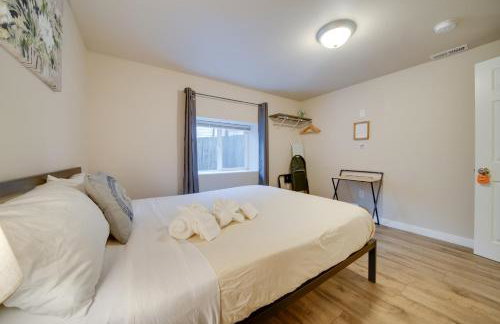 Walk to Light Rail Quiet Judkins Park Home Base! - Foto 12