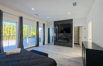 Sleek 7BR Exquisite Estate Resort Pool, Sauna, Spa 6500 SQF - Foto 48