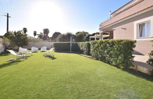 2 Bedroom Gorgeous Apartment In Ognina - Foto 7