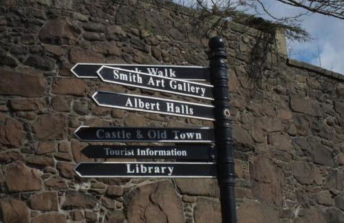 3-Bed Georgian Townhouse Next to Wellbeing Clinic - Foto 55