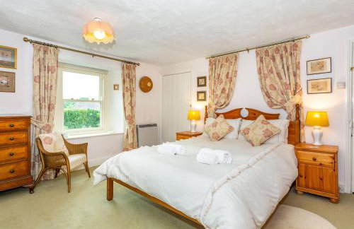 Corner House - Photo 14