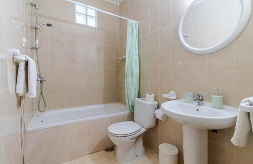 Guelfo Fuerteventura Airport - Foto 17