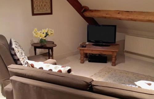 Warren Farmhouse - Photo 16