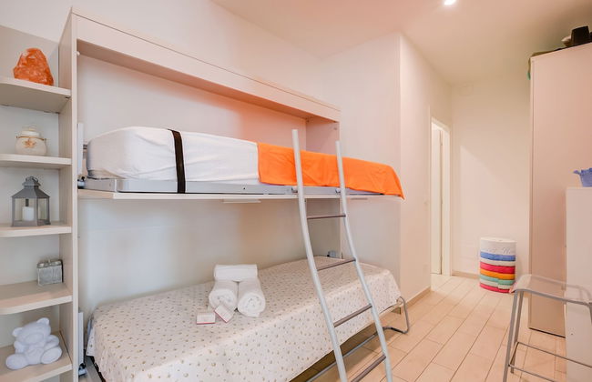 Serafina Beach House - Photo 11