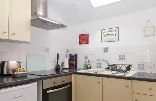 Cornerside, a character apartment in Stokeinteignhead, South Devon - Foto 11