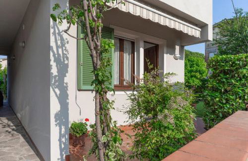 Federica's House In Ponsacco - Photo 36