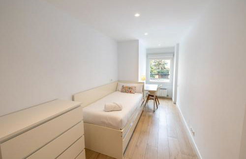 Clínica Universitaria y Hospitales by Clabao - Photo 72