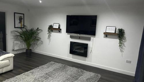 Entire 3 bedroom deluxe house - Foto 4