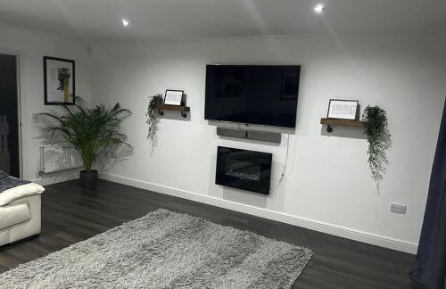 Entire 3 bedroom deluxe house - Foto 4