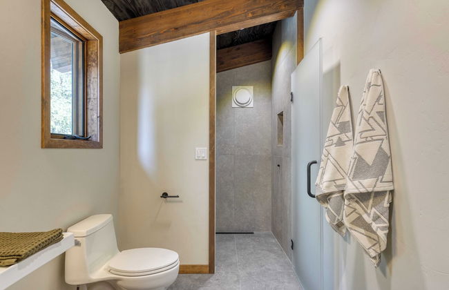 Lazy River Glamp-house by Avantstay Newly Built, Luxe Indoor-outdoor Living - Foto 25