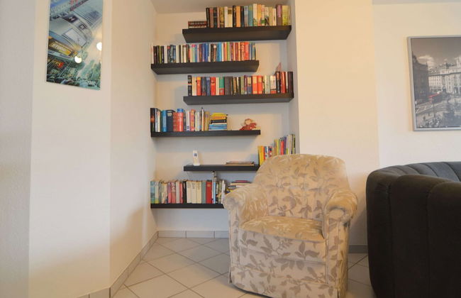 Beautiful Holdiday Home in Ulmen Near the Lake - Foto 16