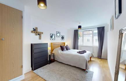 Bright and cosy 1 bed flat next to Tower Bridge - Photo 7