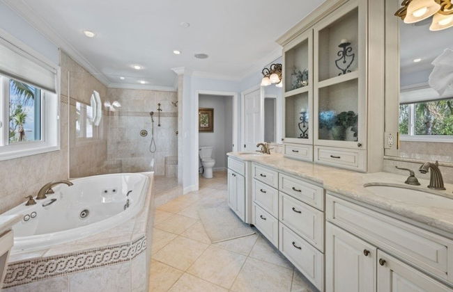 Aloha Baby- 5 Bedroom Luxury Pool Home! 5 Home by RedAwning - Foto 28