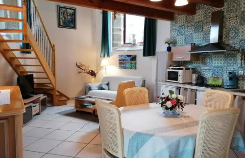 Gîte Atypique Dans Une Chapelle - Photo 8