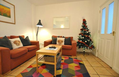 Sea Whisper- lovely home in charming village - Foto 17