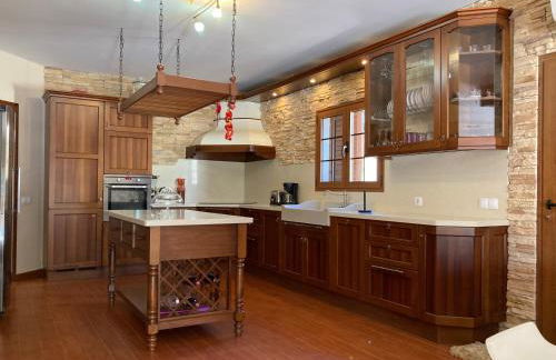 Villa Ingrid. Piscina exterior. - Photo 13