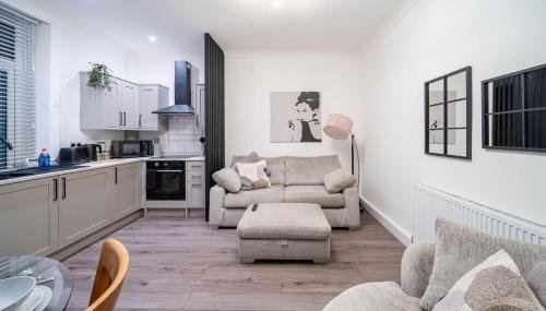 Hayy Morley Perfect for Work or Relaxation - Foto 3