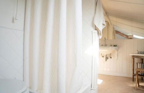 049 - Attico ELEGANTE, 10 minuti a piedi da MARE e SPIAGGIA - POSTO AUTO PRIVATO GRATIS - Foto 58