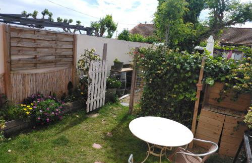 Maison de charme au bord de l'Aude, à 5min de la plage - Foto 10