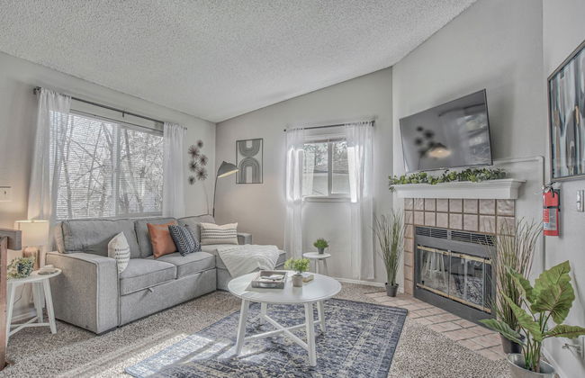 Mid-GoodnightVenture - Foto 1